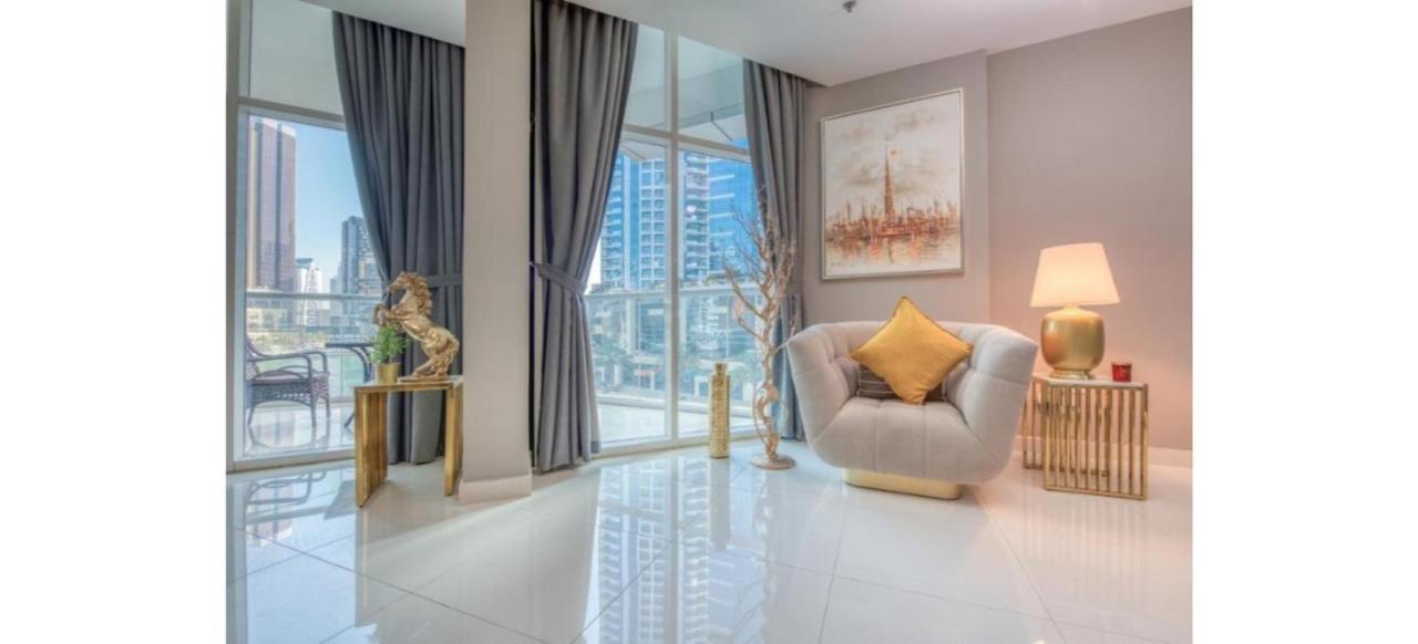 Luxurious 4-Bedroom Duplex Villa Apartment Near Jbr Dubai Bagian luar foto