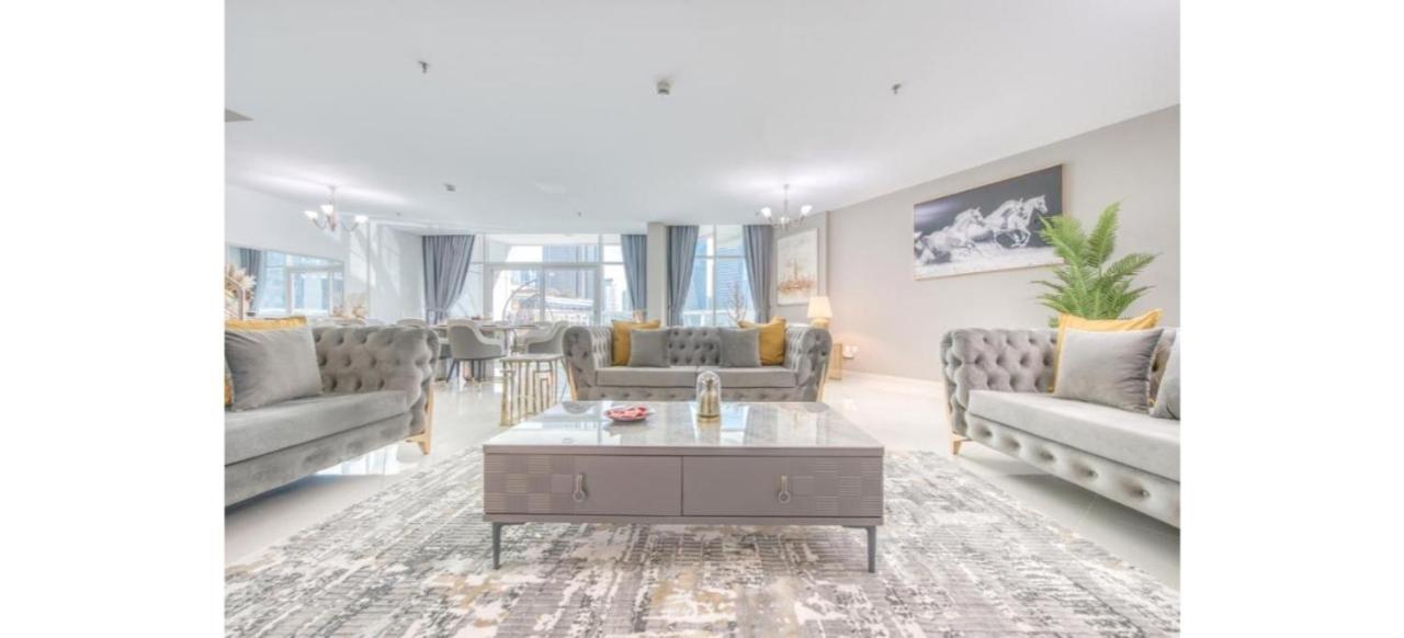 Luxurious 4-Bedroom Duplex Villa Apartment Near Jbr Dubai Bagian luar foto